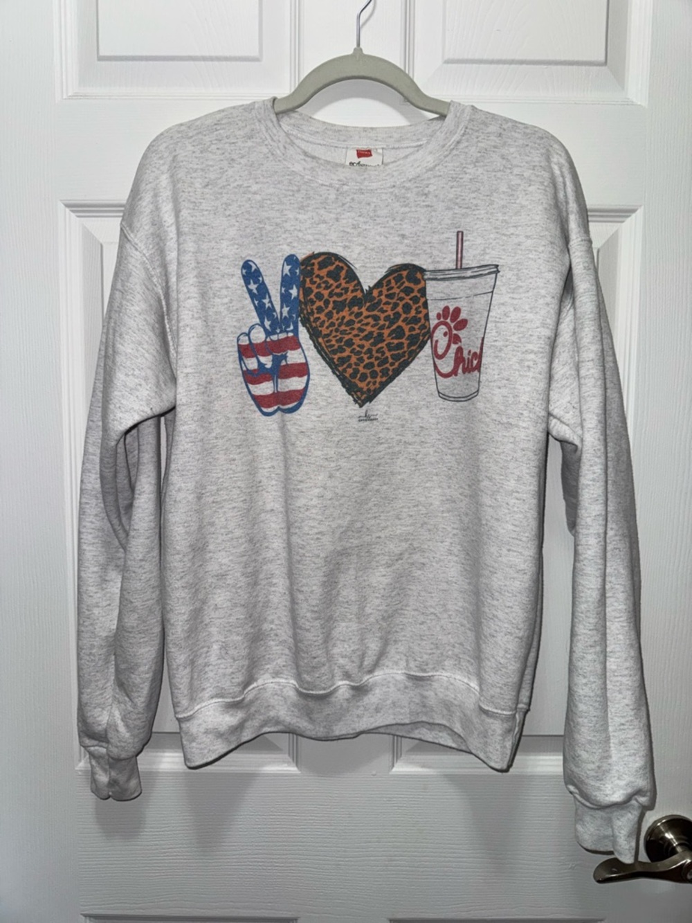 Peace Love Chick Filet Heather Gray Crewneck Sweatshirt Size Medium